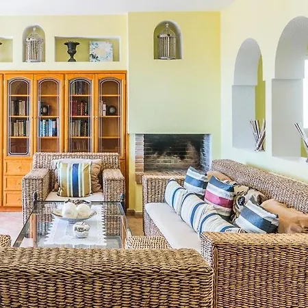 San Juan De Capistrano Sleeps 9 Pool Air Con * Nerja
